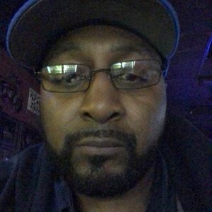 Meet your Posher, Mitchell